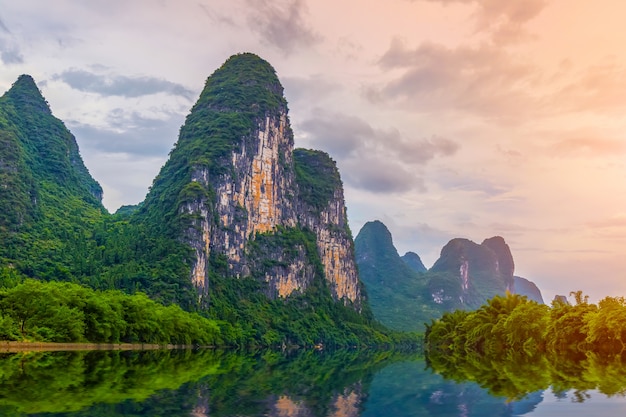 Blaue ländliche Landschaft neun Natur Bambus