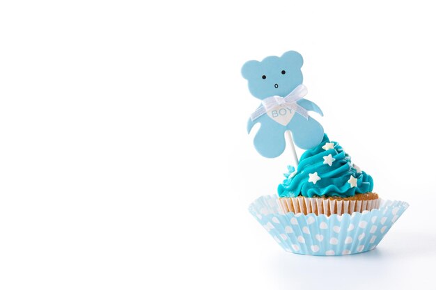 Blauer Cupcake für Babyparty isoliert auf weißem Hintergrund Kopieren Sie Platz