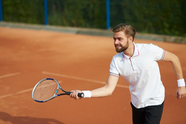 Bleib ruhig und spiele Tennis