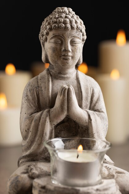 Kostenloses Foto blick auf die buddha-statuette für ruhe