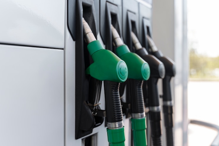 Kostenlose Foto blick auf die zapfsäule der tankstelle