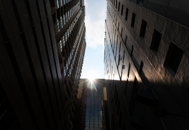 Blick auf Skyscraphen in einer Stadt