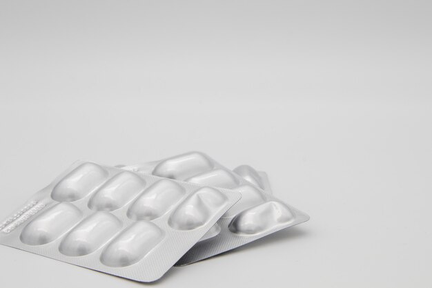 Blisterpackungen mit Tabletten / Pillen. Verschreibungspflichtige Medikamente in Blisterpackungen