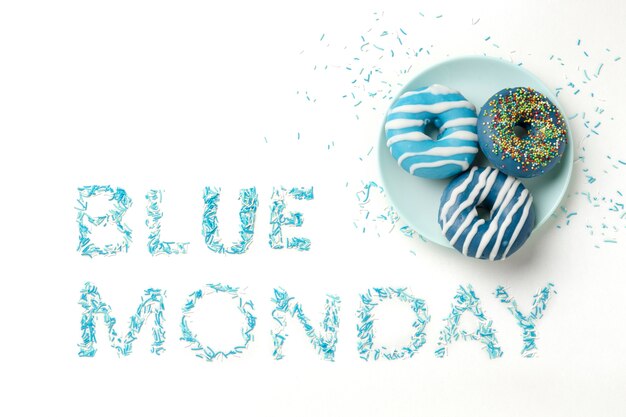 Blue Monday Arrangement mit Donuts