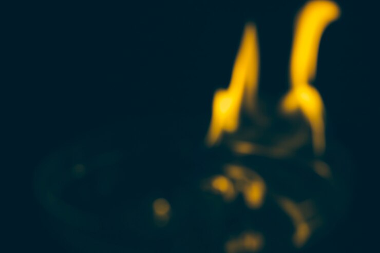 Kostenlose Foto blur feuer flamme in der nacht