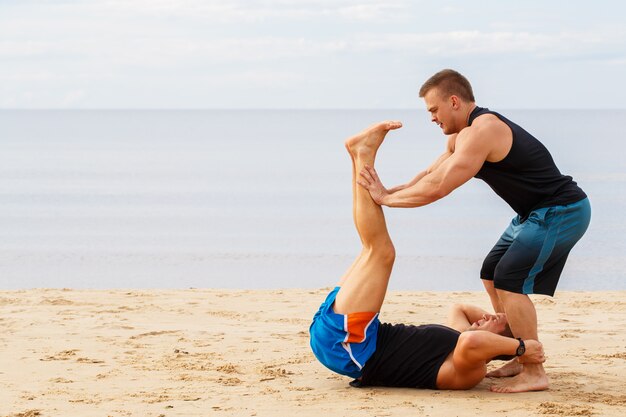 Bodybuilder am Strand