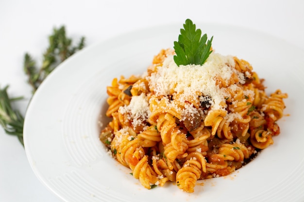 Bolognese Pasta mit Parmesan