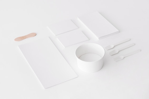 Briefpapier-Eiscreme-Konzept