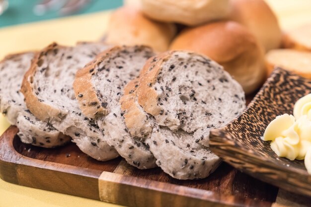 Brot auf dem Tisch