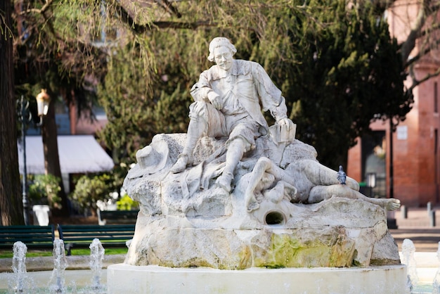 Brunnen auf dem platz wilson toulouse frankreich