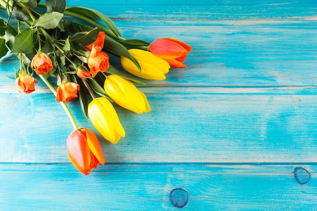 Bündel frische bunte Blumen