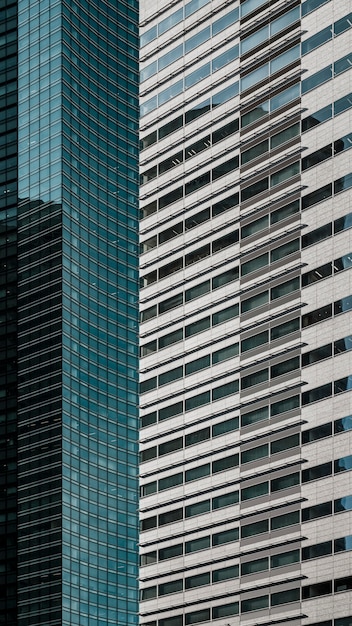 Bürowolkenkratzer mit Glasfassade