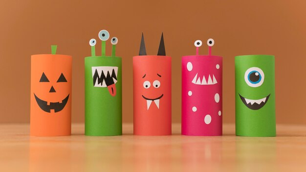 Bunte Dekorationen für Halloween-Set