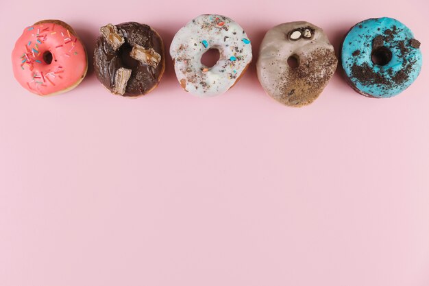 Bunte Donuts-Linie