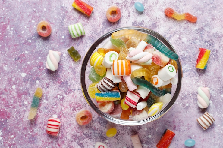 Kostenlose Foto bunte süßigkeiten, gelee und marmelade, ungesunde süßigkeiten.