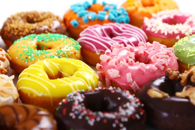 Bunte und leckere Donuts