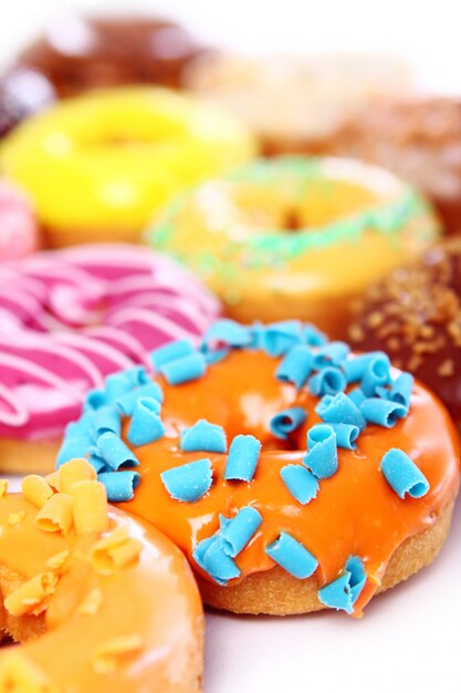 Bunte und leckere Donuts