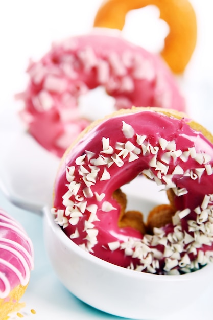 Bunte und leckere Donuts