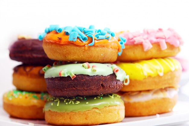 Bunte und leckere Donuts