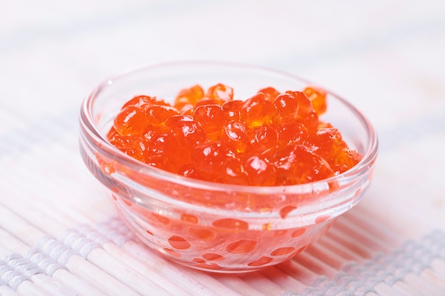 Capelin Sushi Kaviar - Masago Orange. Geräucherter Forellenkaviar oder koscherer Lachskaviar