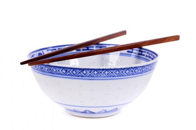 Chinesische Reisschale mit Stäbchen
