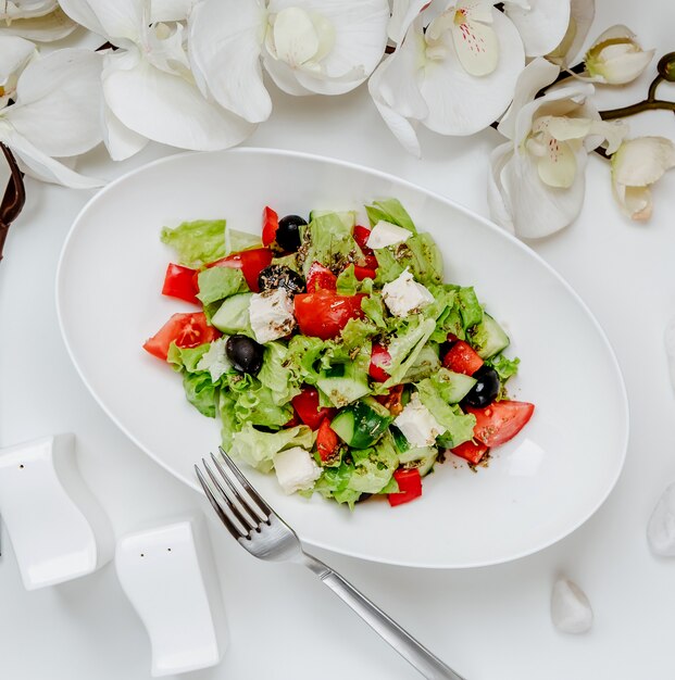 Chobansalat Draufsicht auf den Tisch