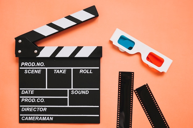 Clapperboard neben 3D-Brille