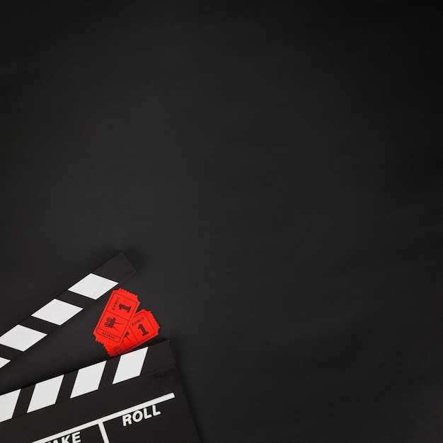 Clapperboard und rote Karten