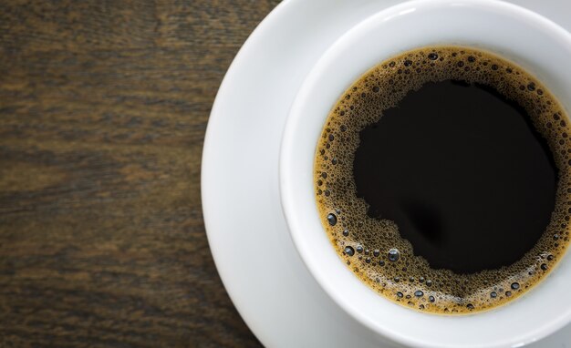 Close-up der Tasse mit leckeren Kaffee