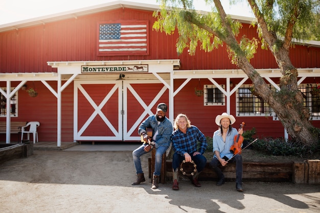 Country-Musikband singt im Freien