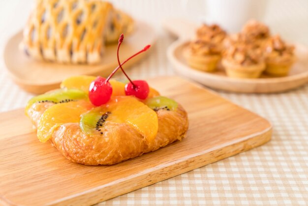 dänische gemischte Früchte mit Marmelade