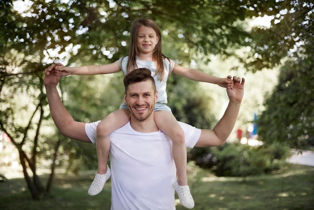 Den besonderen tag mit der tochter genießen