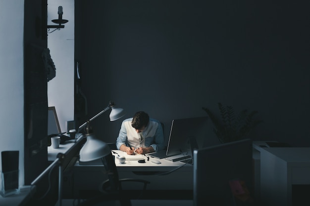 Designer bei der Arbeit im Büro