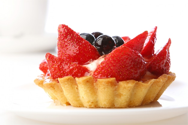 Dessert Erdbeerkuchen mit Heidelbeeren