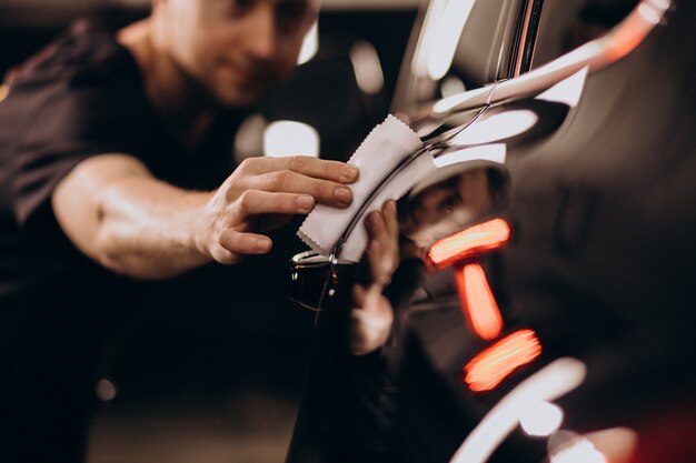 Detaillierungsstation für Autowaschanlagen