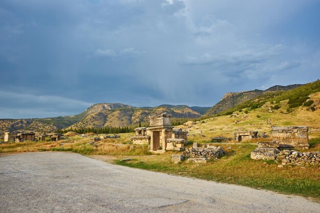 Die Türkei ist eine Torstadt in der antiken Stadt Hierapolis