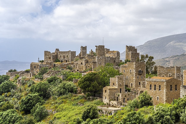 Die verlassene Stadt Vathia auf der Halbinsel Mani