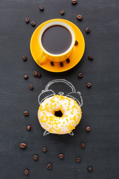 Donut mit Weckerkonzept