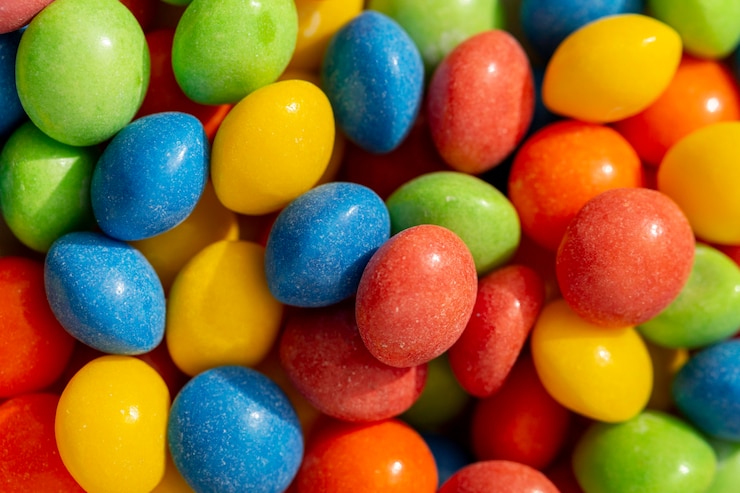Kostenlose Foto draufsicht der bunten gummibärchen