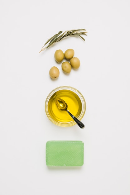 Draufsicht der vereinbarten Olivenprodukte