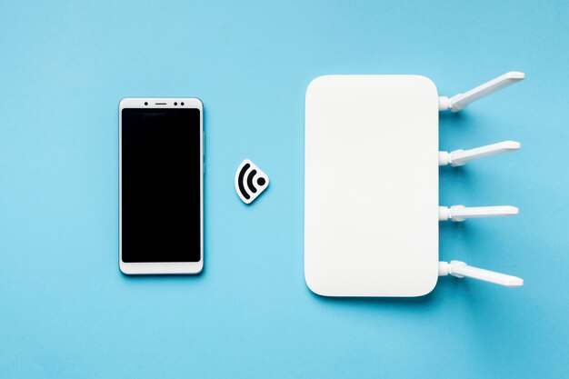 Draufsicht des Wi-Fi-Routers mit Smartphone
