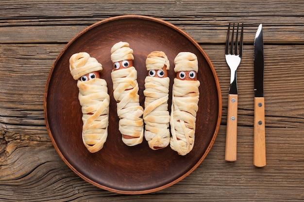 Draufsicht Halloween Essen mit Besteck