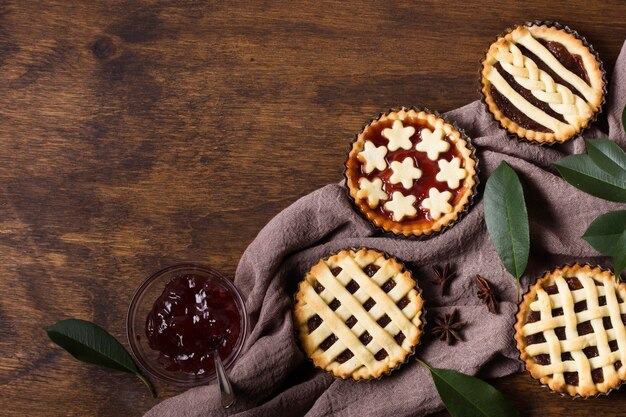 Draufsicht leckere Kuchen bereit, serviert zu werden