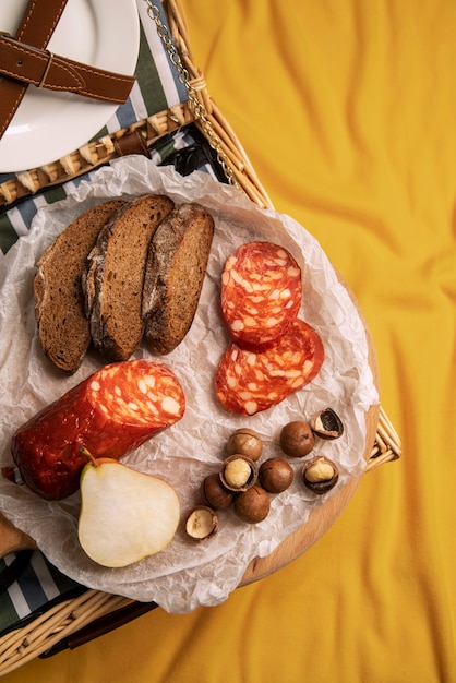 Draufsicht leckeres Essen Picknick-Stillleben