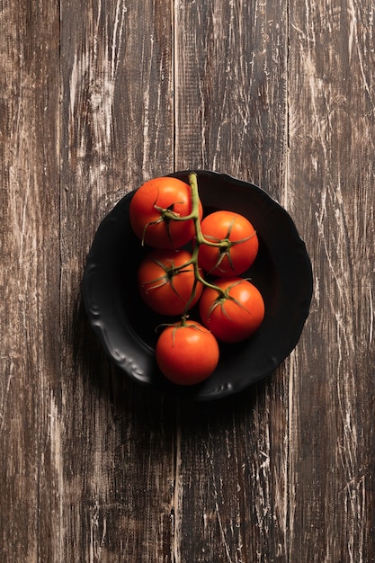 Draufsicht Tomaten der Platte