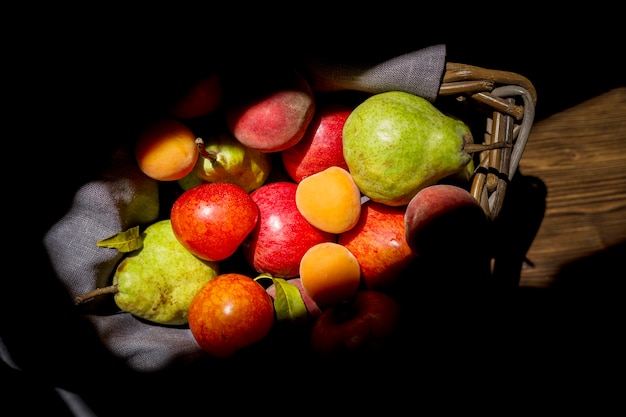 Draufsichtzusammensetzung von frischen herbstlichen Früchten