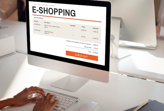 Kostenloses Foto e-commerce-online-shopping-website-technologiekonzept