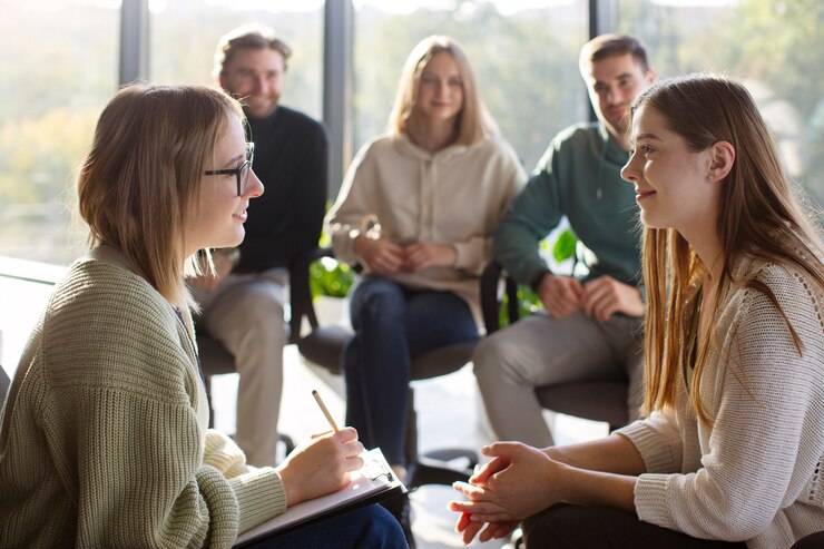 Kostenlose Foto echte gruppentherapie-treffen