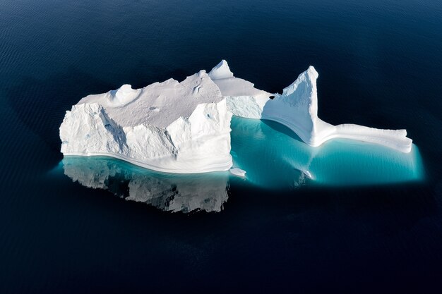 Einsamer Eisberg