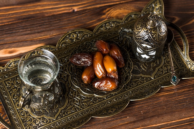 Elegante arabische Nahrungsmittelzusammensetzung für Ramadan